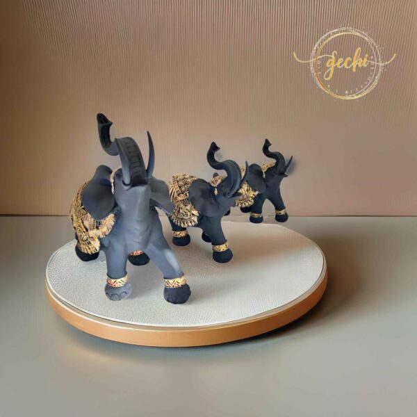 Trio Elefante De La Fortuna